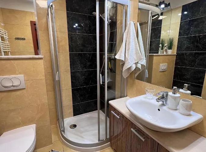 Na Zdrojowej * シフィノウイシチェ