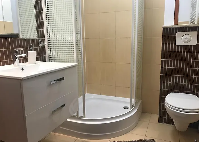 Na Zdrojowej * シフィノウイシチェ